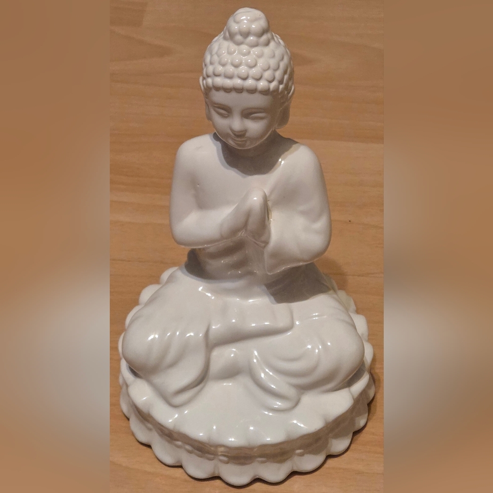 Apropos White Porcelain Enlightened Buddha Statue 9.5"
